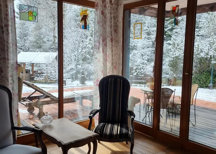 Na Lesnym Zaciszu Daire Dziwiszow